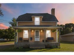 1707 Route 133  Grand-Barachois, NB E4P 8H8