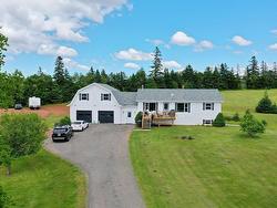 19572 Route 2 Hunter River  Hunter River, PE C0A 1N0