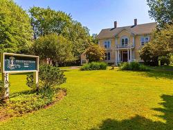 519 St George Street  Annapolis Royal, NS B0S 1A0