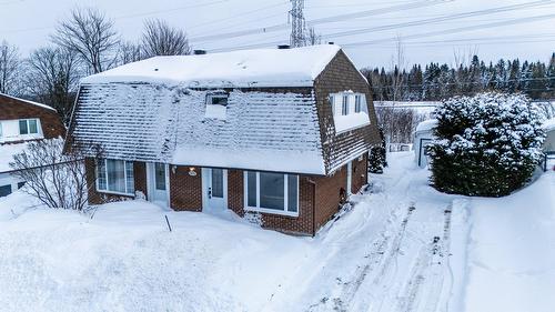 1425 Rue de l'Everest  Québec (La Haute-Saint-Charles), QC G3J 1B2