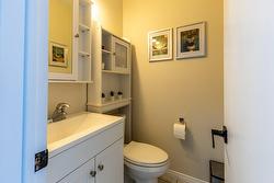 Powder room - 
