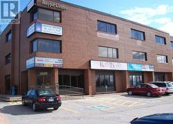 201/203 - 11 FERRIS LANE  Barrie, ON L4M 5N6