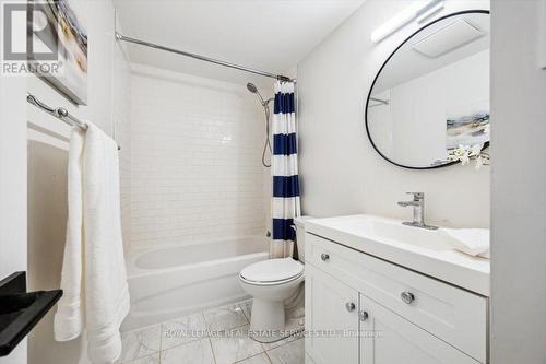 Spa-Inspired Four-Piece Bathroom - 137 - 1520 Lancaster Drive, Oakville, ON - Indoor Photo Showing Bathroom