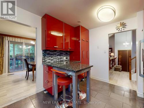 2669 Inlake Court, Mississauga, ON - Indoor Photo Showing Dining Room