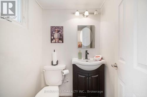 370 Whitehead Crescent E, Caledon, ON - Indoor Photo Showing Bathroom