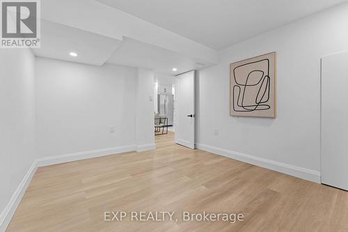 686 Wickens Avenue, Burlington, ON - Indoor Photo Showing Other Room