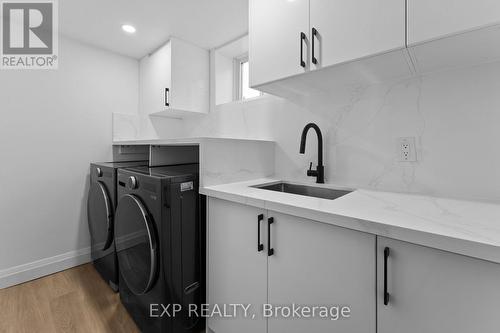 686 Wickens Avenue, Burlington, ON - Indoor Photo Showing Laundry Room
