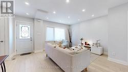 9 LESMOUNT AVENUE  Toronto, ON M4J 3V5