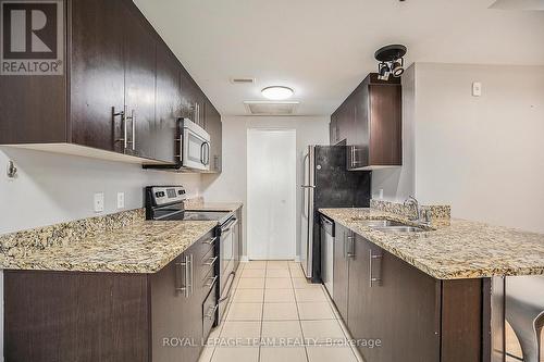 404 - 456 King Edward Avenue, Ottawa, ON - Indoor Photo Showing Kitchen With Double Sink With Upgraded Kitchen