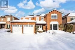 44 CARDINAL STREET  Barrie, ON L4M 6C9