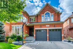 1507 ARROWHEAD ROAD  Oakville, ON L6H 7V6