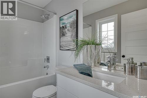 503 Asokan Avenue, Saskatoon, SK - Indoor Photo Showing Bathroom