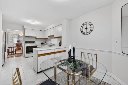 44-68 Confederation Way, Markham, ON - Indoor Photo Showing Kitchen