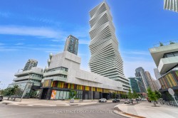 3006-3900 Confederation Parkway  Mississauga, ON L5B 0M3