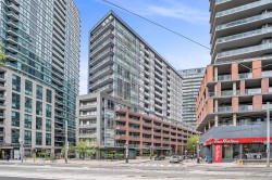 317-15 Bruyeres Mews  Toronto, ON M5V 0A7