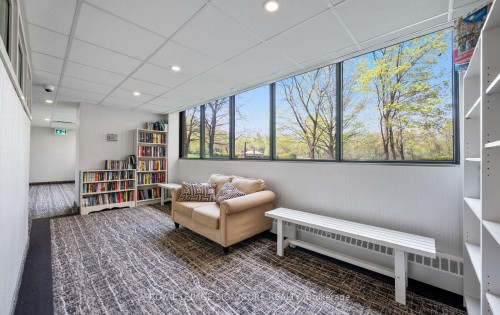 409-6500 Montevideo Road, Mississauga, ON - Indoor Photo Showing Other Room