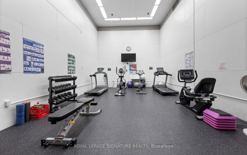 409-6500 Montevideo Road, Mississauga, ON - Indoor Photo Showing Gym Room