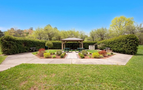 409-6500 Montevideo Road, Mississauga, ON - Outdoor