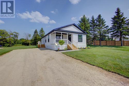 212 SPRUCE DRIVE  West Grey, ON N4N 3B8