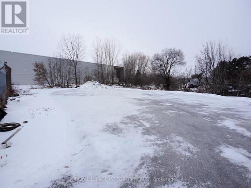 3170 Hawthorne Road, Ottawa, ON 