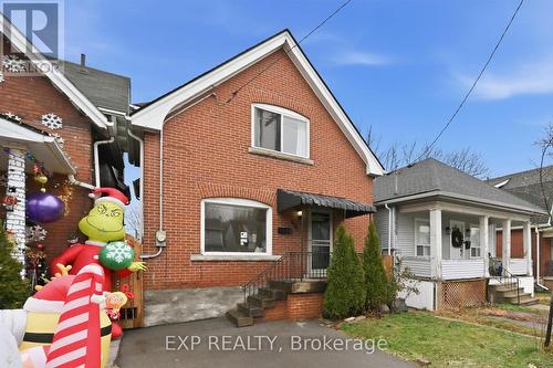 491 DUNSMURE ROAD  Hamilton, ON L8H 1G8