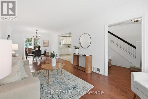 491 Dunsmure Road, Hamilton, ON - Indoor Photo Showing Living Room
