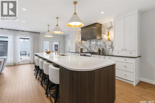 1134 Spadina Crescent E, Saskatoon, SK - Indoor Photo Showing Kitchen With Upgraded Kitchen