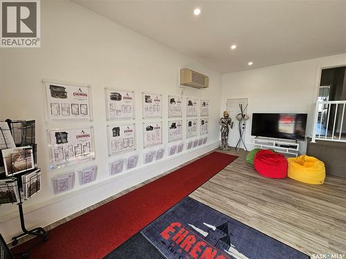 7 Vancouver Crescent, Pilot Butte, SK - Indoor Photo Showing Other Room