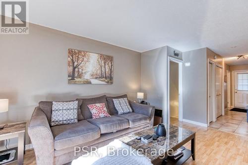 81 Brembel Street, Kitchener, ON - Indoor Photo Showing Living Room