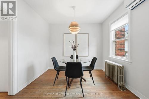 48 Weir Street N, Hamilton, ON - Indoor Photo Showing Dining Room