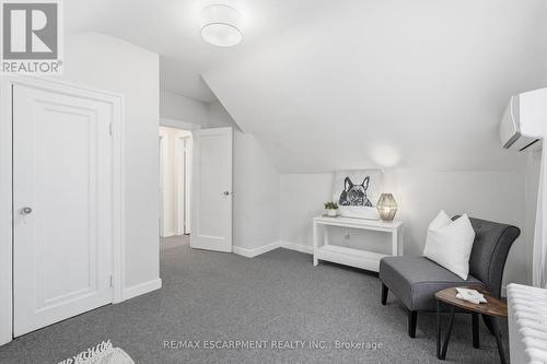 48 Weir Street N, Hamilton, ON - Indoor