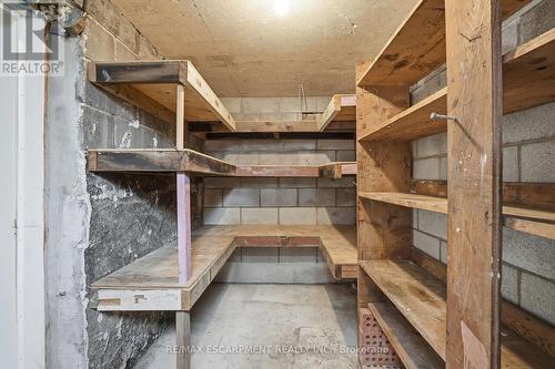 48 Weir Street N, Hamilton, ON - Indoor Photo Showing Other Room