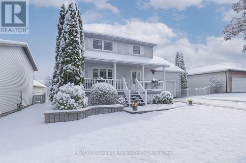 9 COPELAND STREET  Penetanguishene, ON L9M 1K3