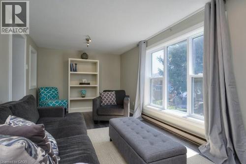 55 Chapel Street, Kitchener, ON - Indoor Photo Showing Living Room