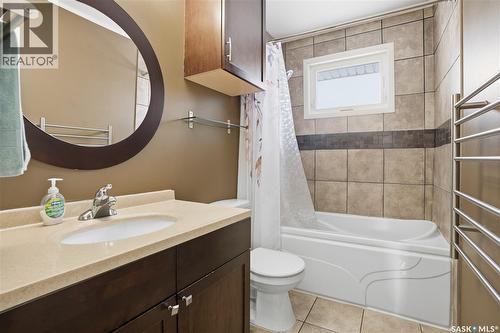 58 Straub Crescent, Regina, SK - Indoor Photo Showing Bathroom