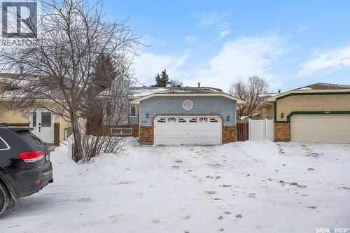 3411 Middleton Place E, Regina, SK - Outdoor