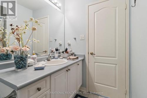 76 Timberwolf Crescent, Vaughan, ON - Indoor Photo Showing Bathroom