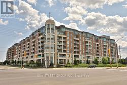 515 - 2480 PRINCE MICHAEL DRIVE  Oakville, ON L6H 0H1