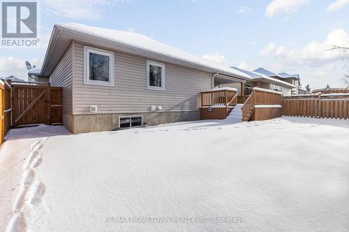 1124 Mcclure Crescent, Brockville, ON - Outdoor With Exterior