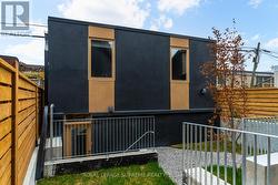 GARDEN - 101 BERNICE CRESCENT  Toronto, ON M6N 1W7