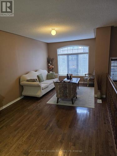 7127 Chatham Court, Mississauga, ON - Indoor Photo Showing Other Room