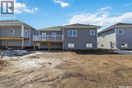 840 Ballesteros Crescent, Warman, SK - Outdoor