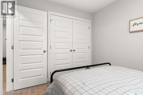3136 Green Turtle Road, Regina, SK - Indoor Photo Showing Bedroom
