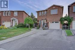 6 CRANSTON MANOR COURT  Toronto, ON M1J 3M6
