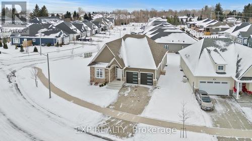 3571 Whispering Woods Trail, Fort Erie (Ridgeway), ON - Outdoor With Facade