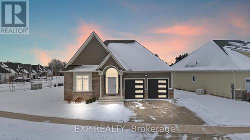 3571 Whispering Woods Trail, Fort Erie (Ridgeway), ON - Outdoor With Facade