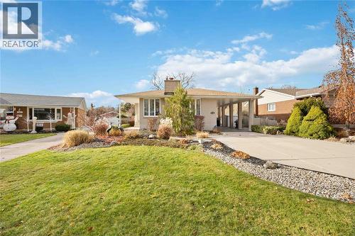 816 WOODWARD CRESCENT  Sarnia, ON N7V 2E6