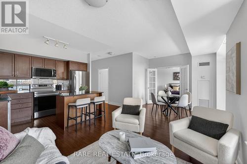 411 - 1105 Leslie Street, Toronto, ON - Indoor