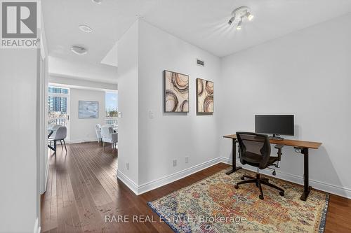 411 - 1105 Leslie Street, Toronto, ON - Indoor