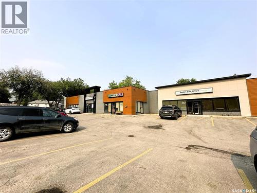 208 H Avenue N, Saskatoon, SK 